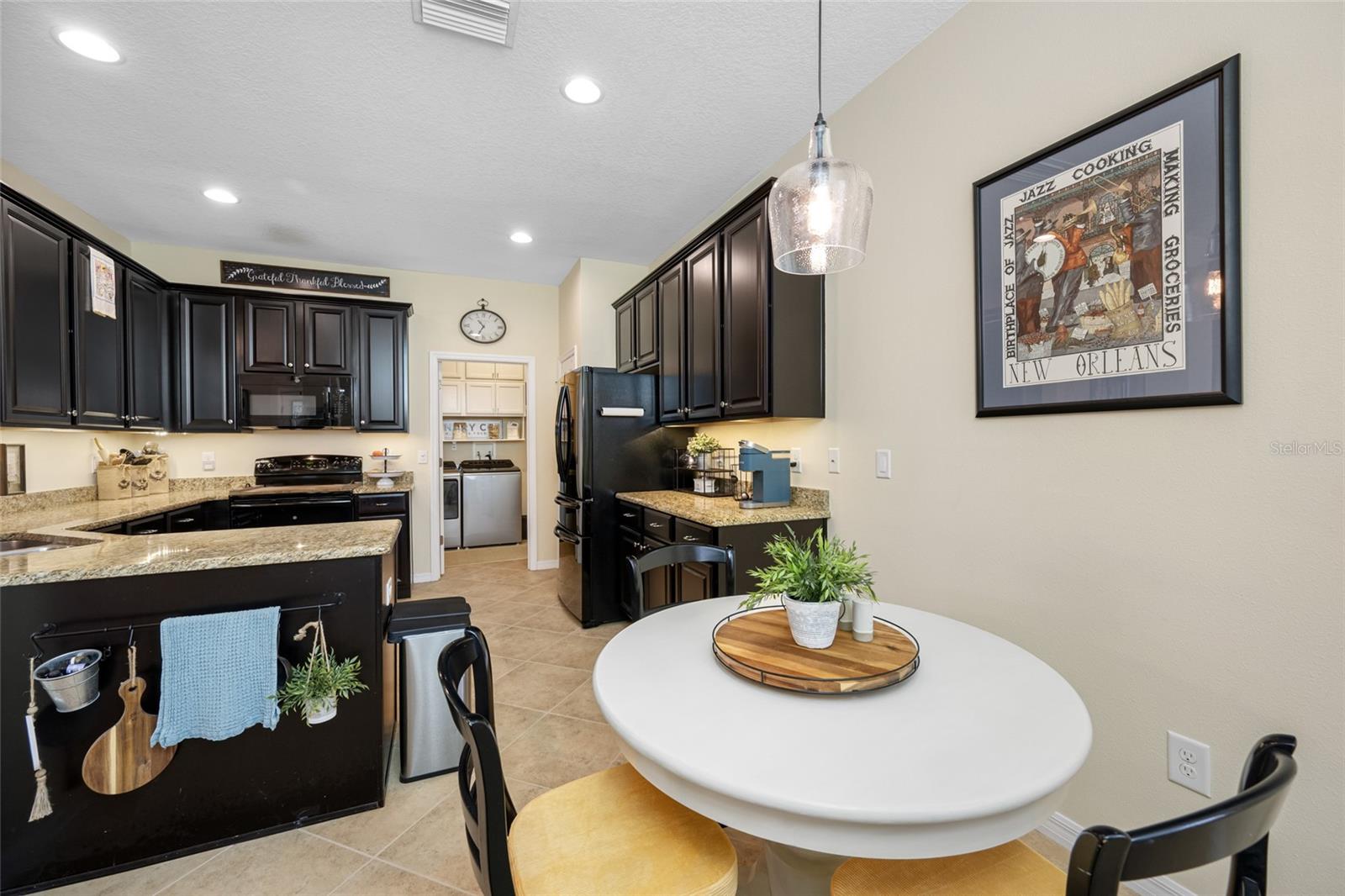 Image 23 of 100 For 7855 Tasso Court