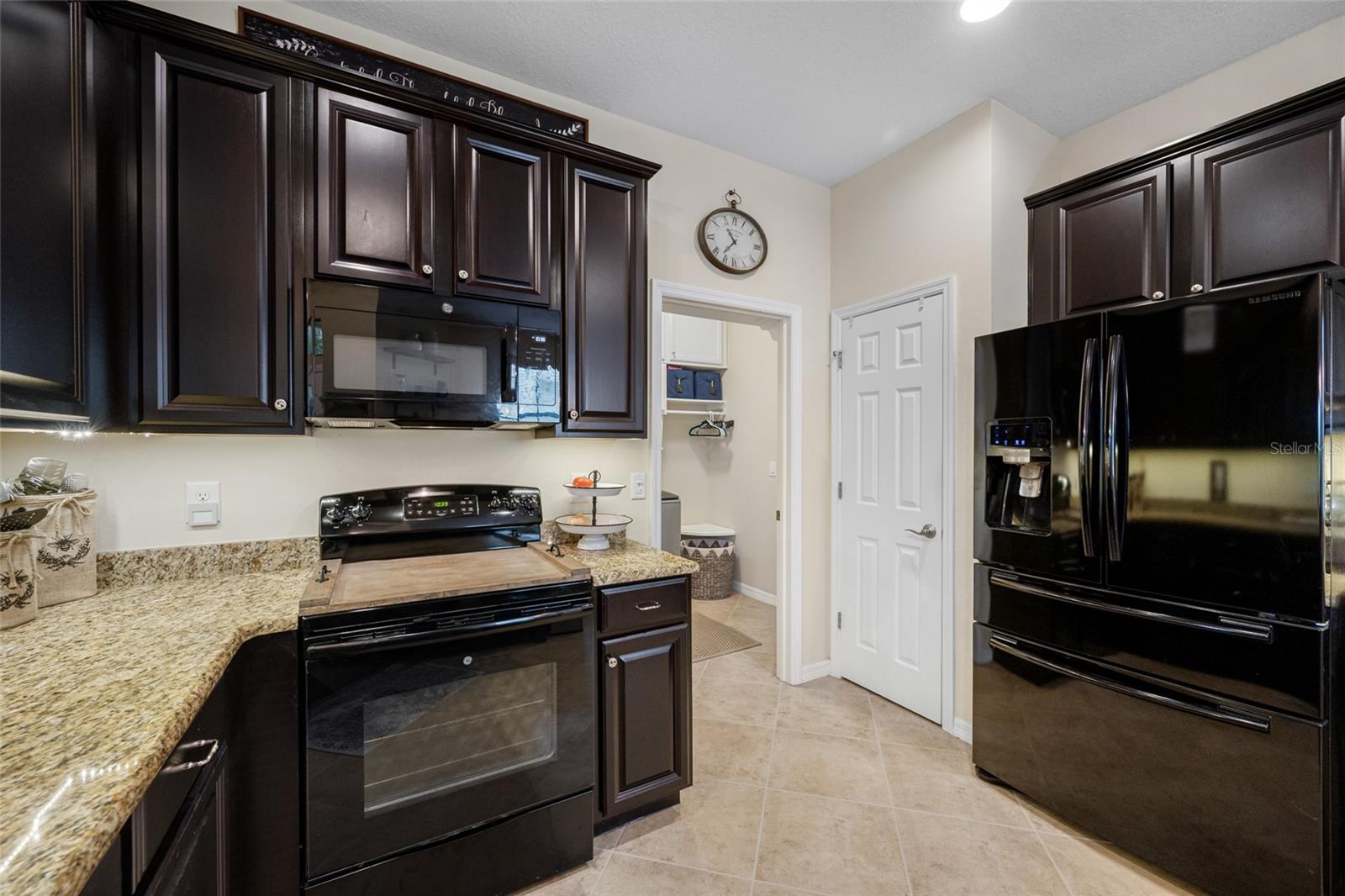 Image 26 of 100 For 7855 Tasso Court