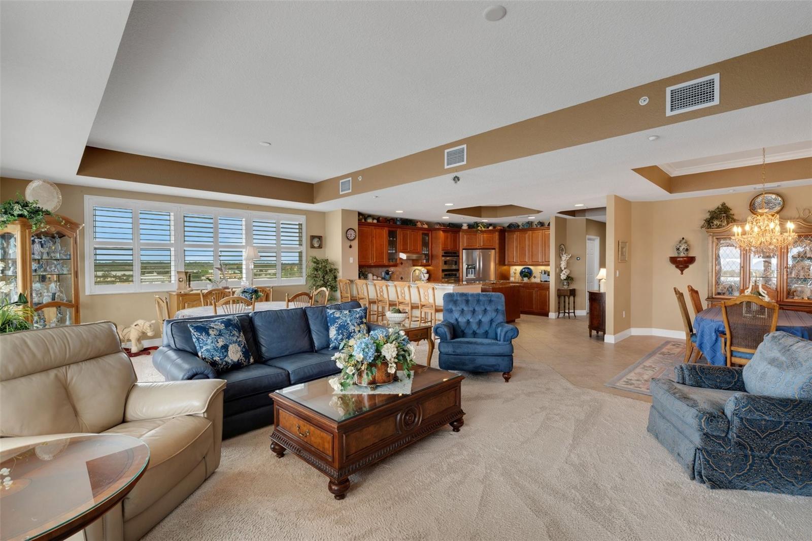 Image 12 of 67 For 17745 Gulf Boulevard 604