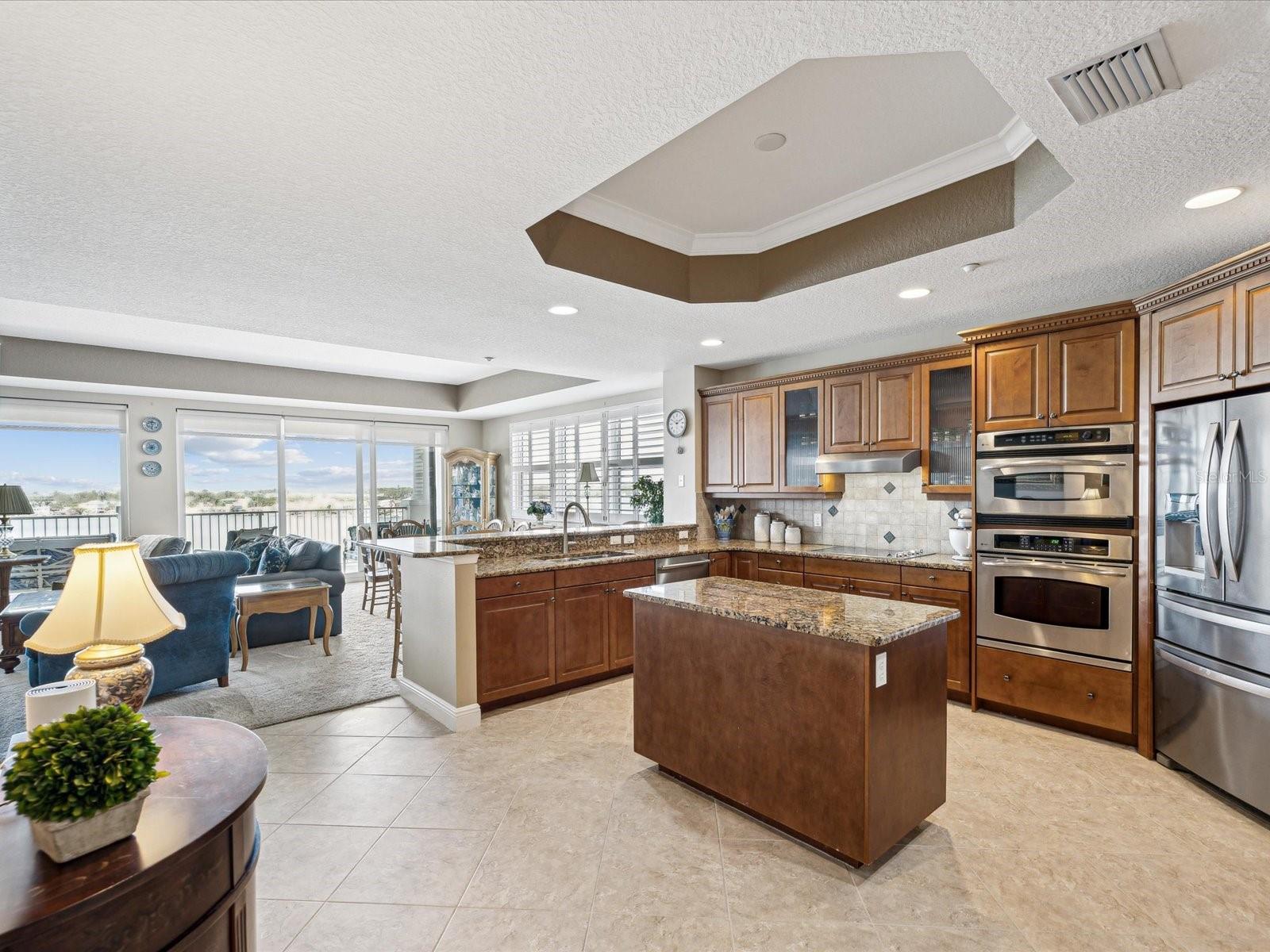 Image 15 of 67 For 17745 Gulf Boulevard 604