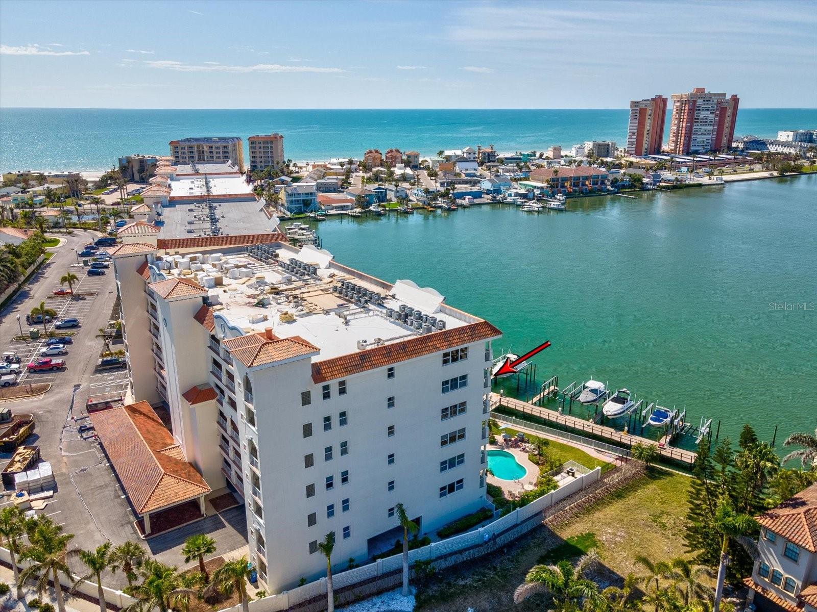 Image 50 of 67 For 17745 Gulf Boulevard 604