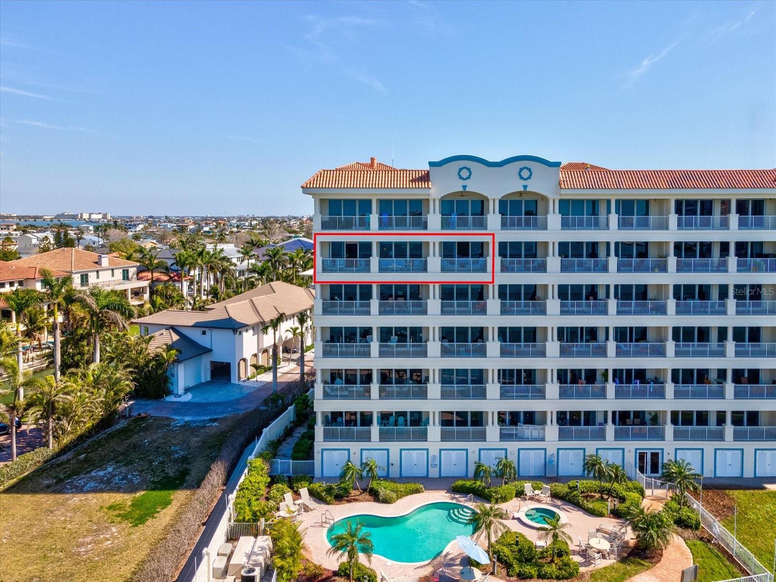 Image 53 of 67 For 17745 Gulf Boulevard 604