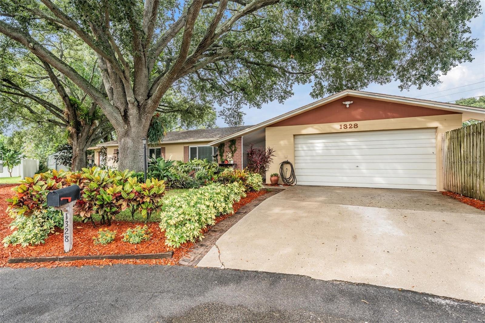 Image 2 of 28 For 1328 Glenview Lane