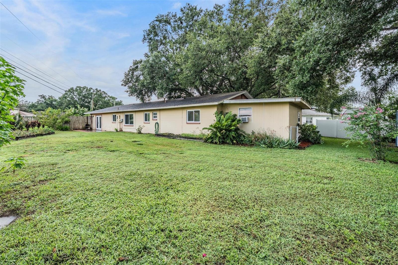 Image 26 of 28 For 1328 Glenview Lane