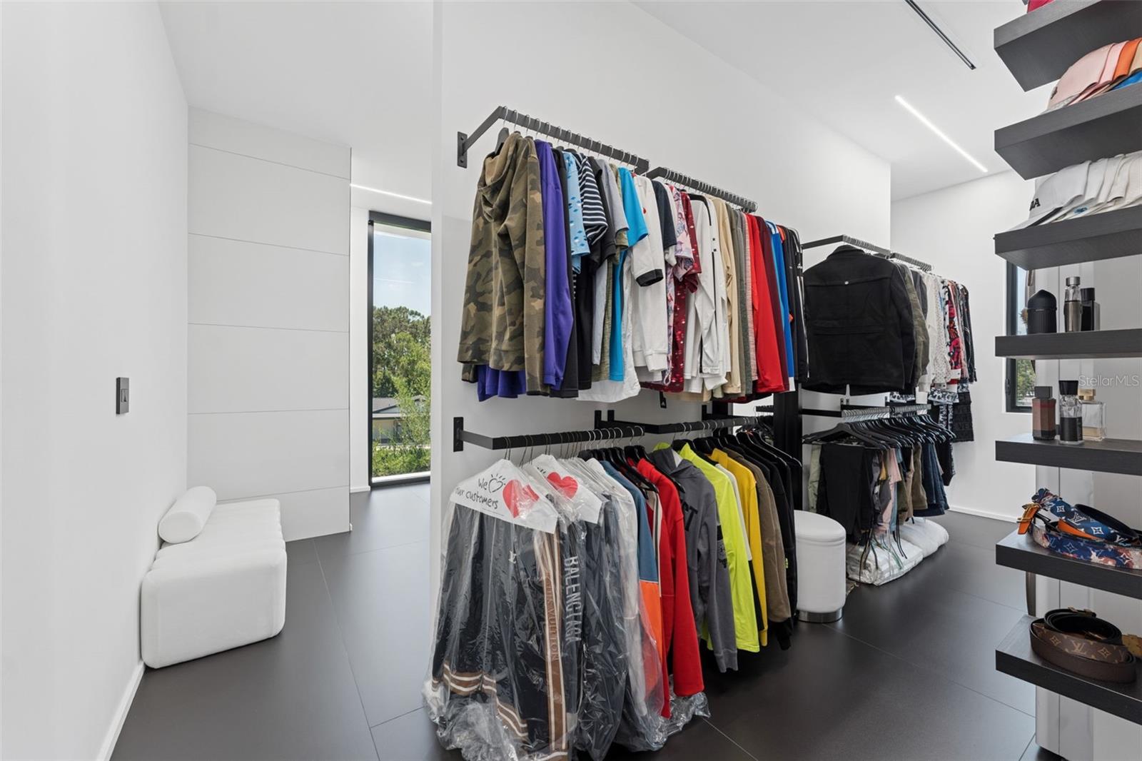 Listing photo id 24 for 7412 Van Dyke Road