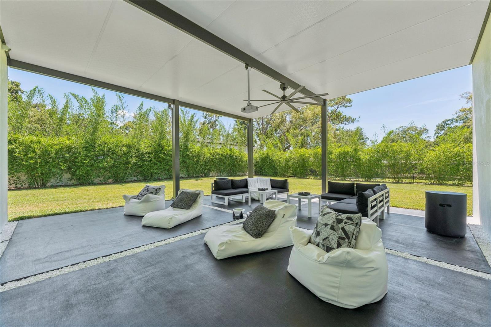 Listing photo id 37 for 7412 Van Dyke Road