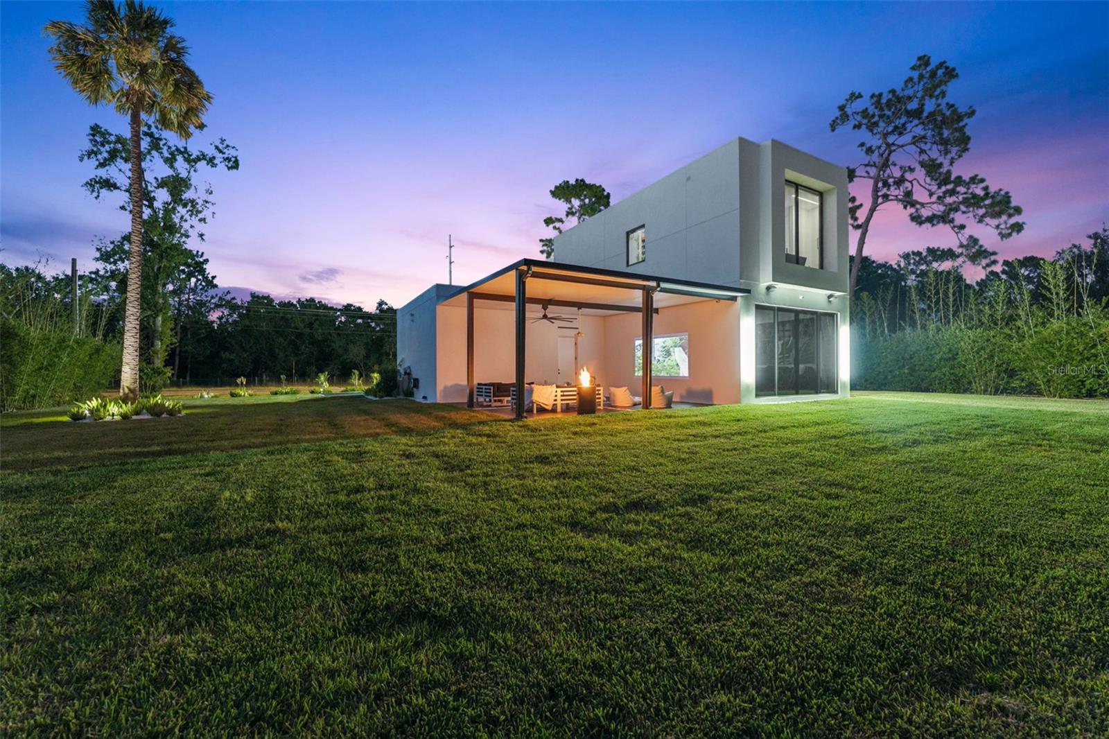 Listing photo id 46 for 7412 Van Dyke Road