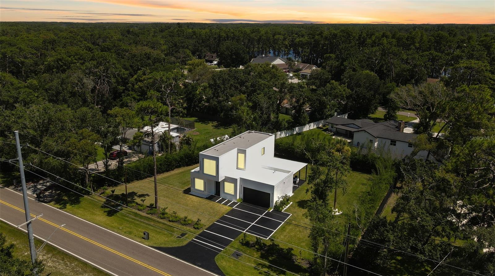 Listing photo id 51 for 7412 Van Dyke Road