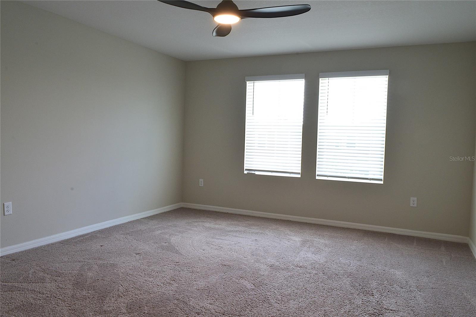 Image 31 of 59 For 34146 Scarlet Sage Court