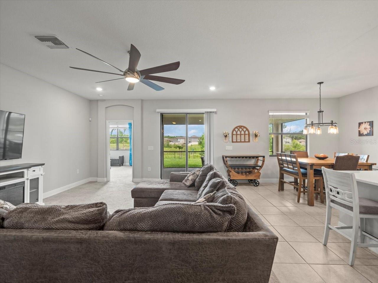 Image 19 of 67 For 13638 Moosehead Circle