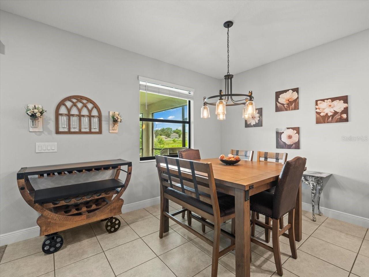 Image 20 of 67 For 13638 Moosehead Circle