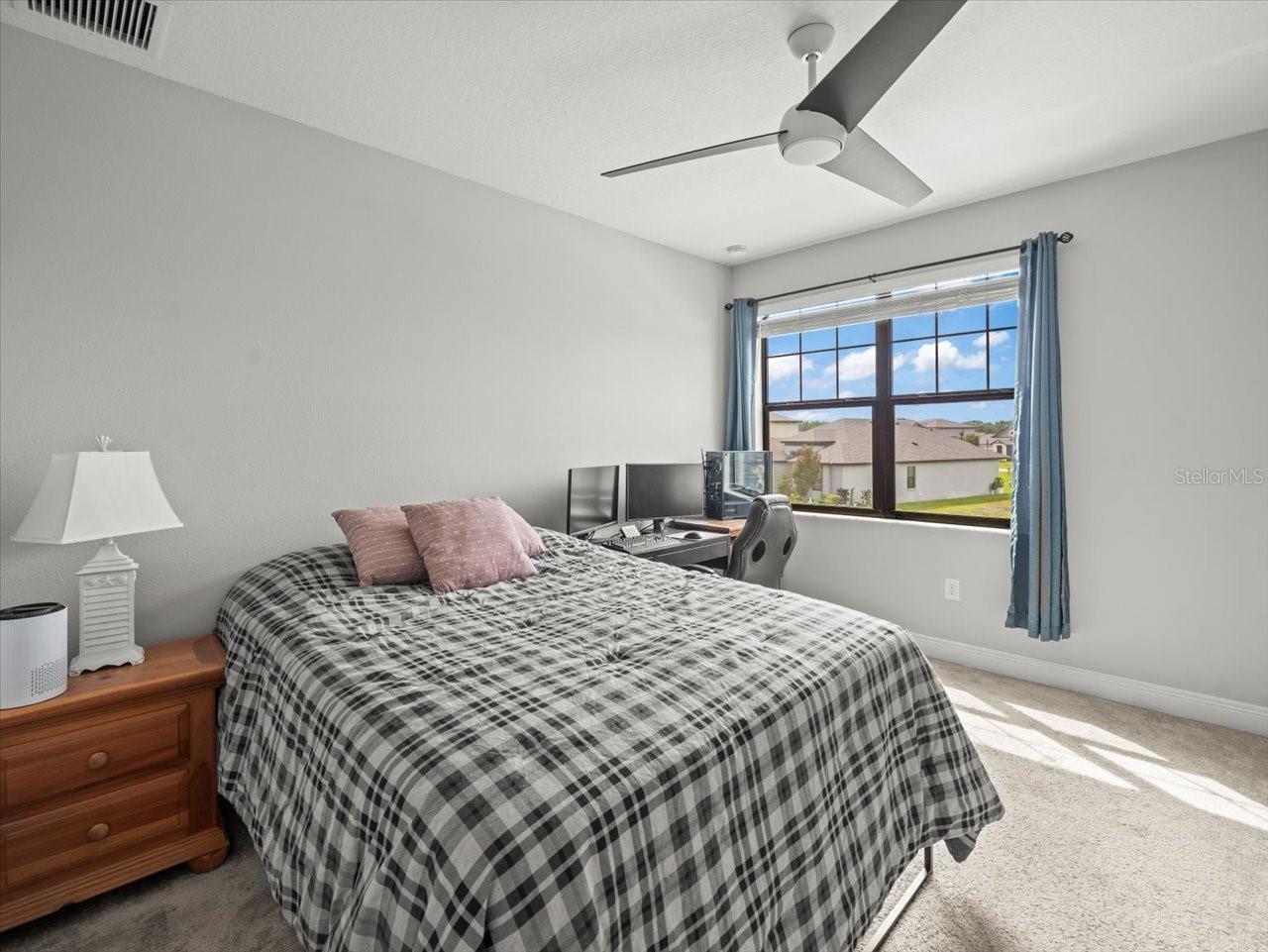 Image 32 of 67 For 13638 Moosehead Circle