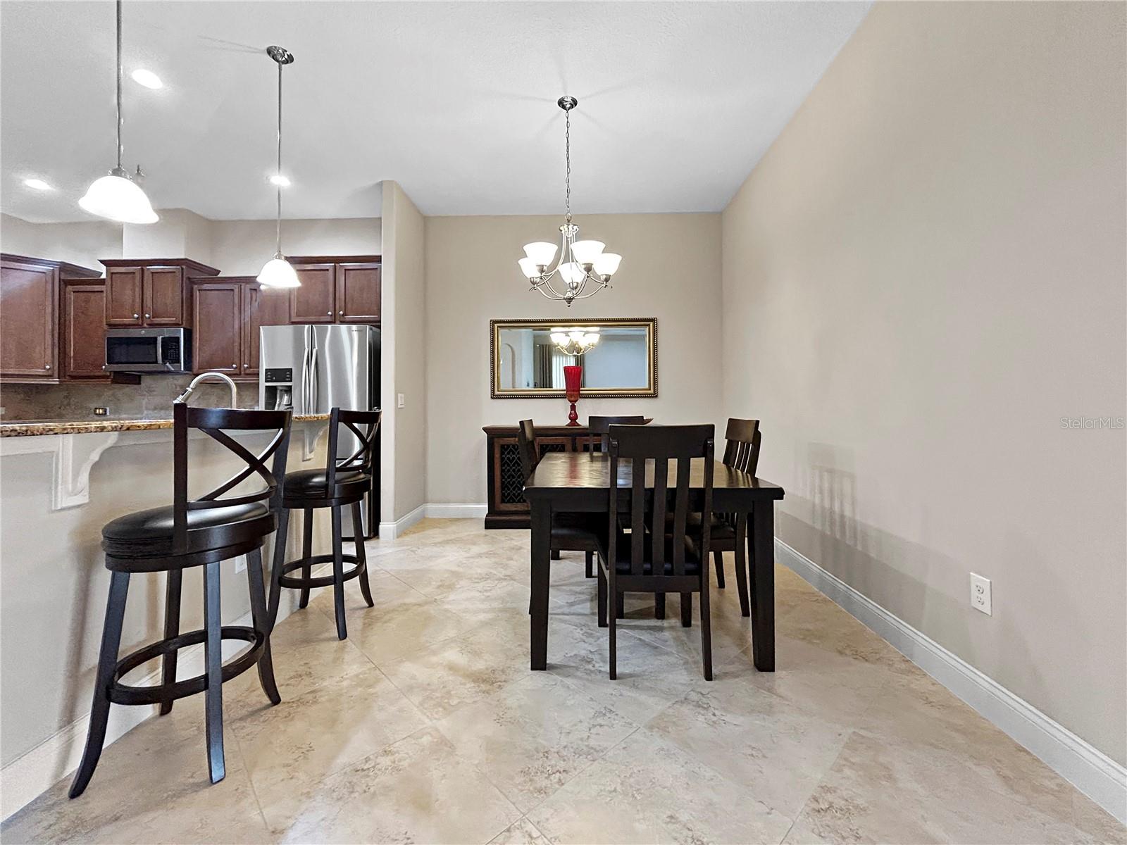 Image 13 of 36 For 2802 Devonoak Boulevard