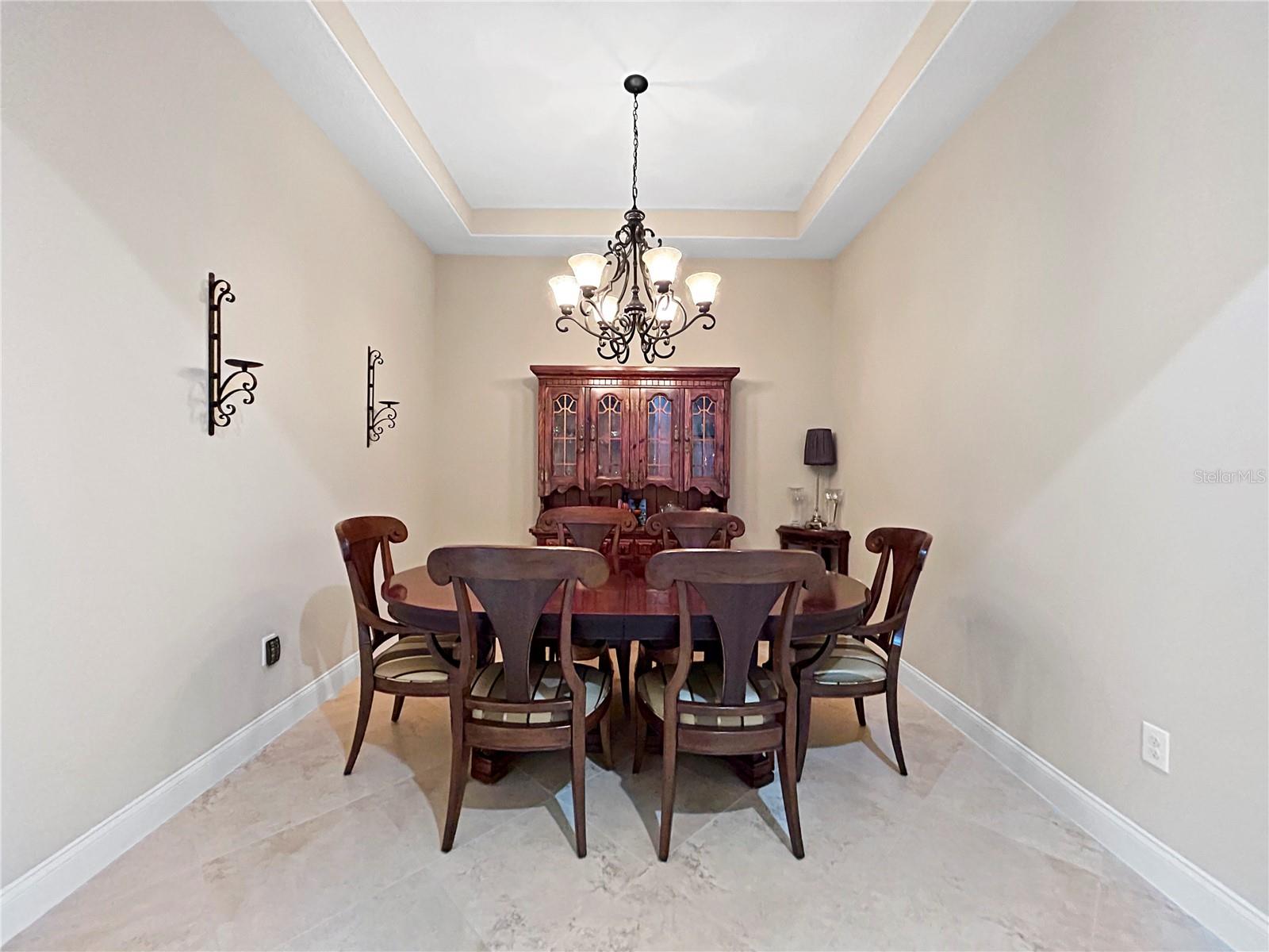 Image 7 of 36 For 2802 Devonoak Boulevard