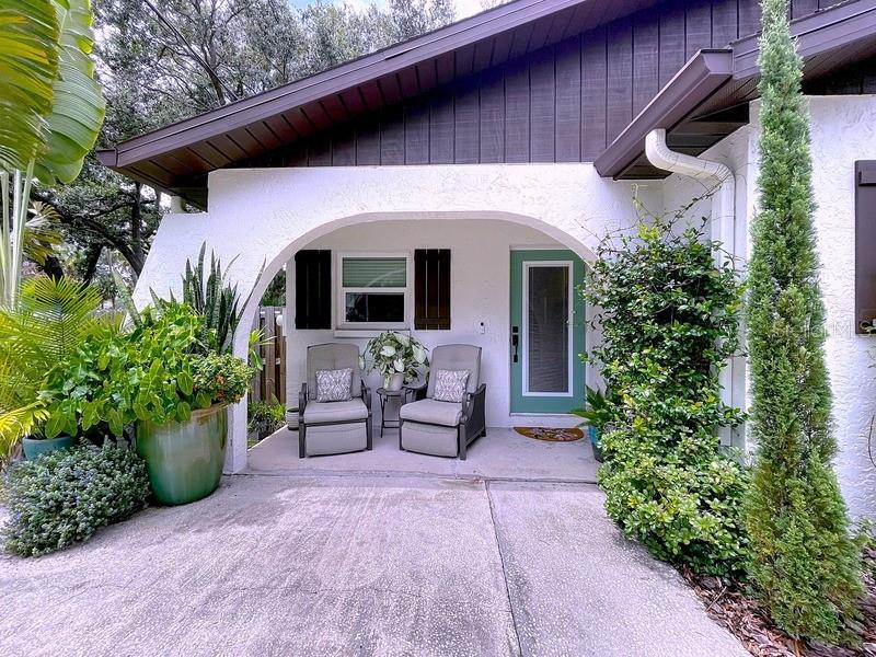 Listing photo id 0 for 3001 Binnicker Avenue