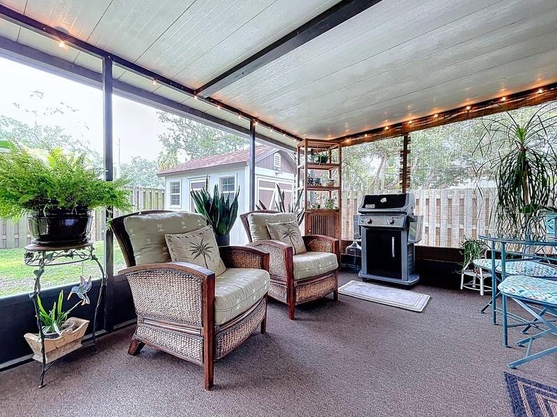 Listing photo id 19 for 3001 Binnicker Avenue