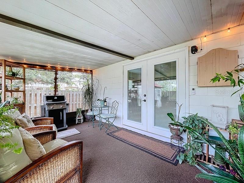 Listing photo id 20 for 3001 Binnicker Avenue