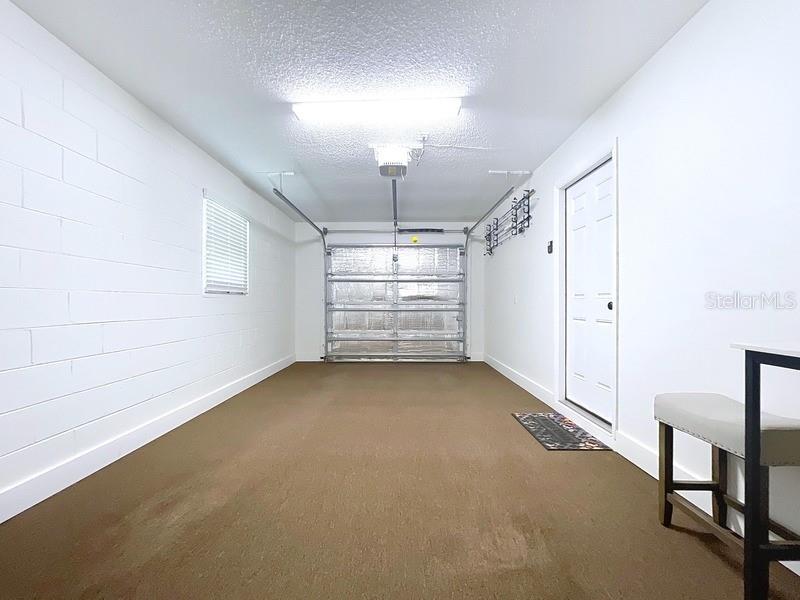 Listing photo id 30 for 3001 Binnicker Avenue