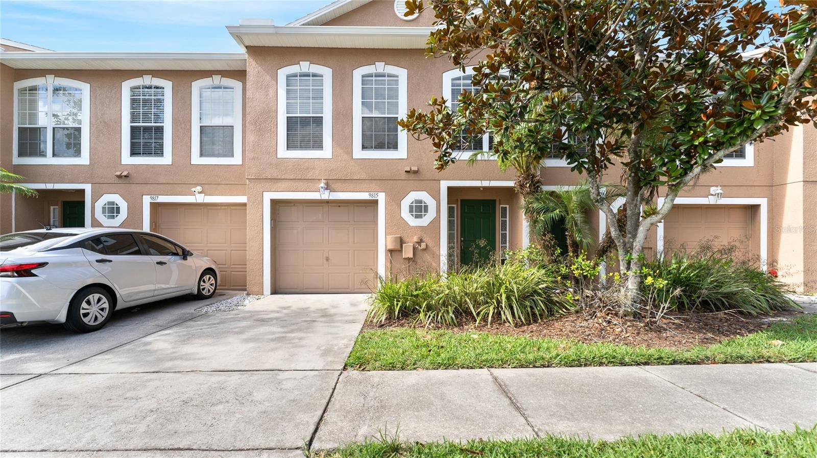 Details for 9815 Ashburn Lake Drive, TAMPA, FL 33610