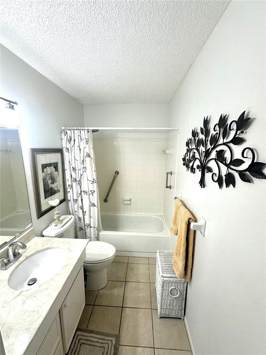 Image 23 of 25 For 5970 80th Street N 308