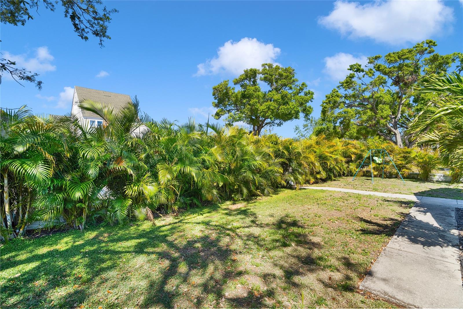 Image 17 of 28 For 705 28th Street N