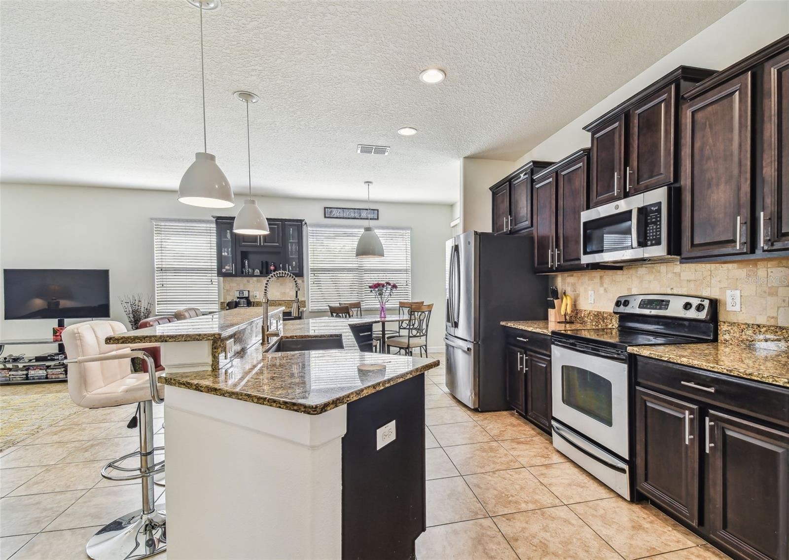 Image 14 of 89 For 9664 Orange Jasmine Way