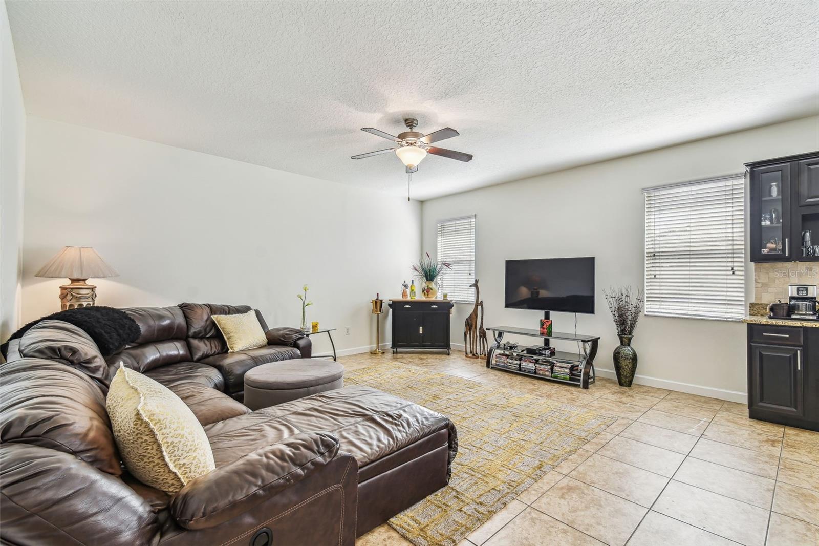 Image 24 of 89 For 9664 Orange Jasmine Way