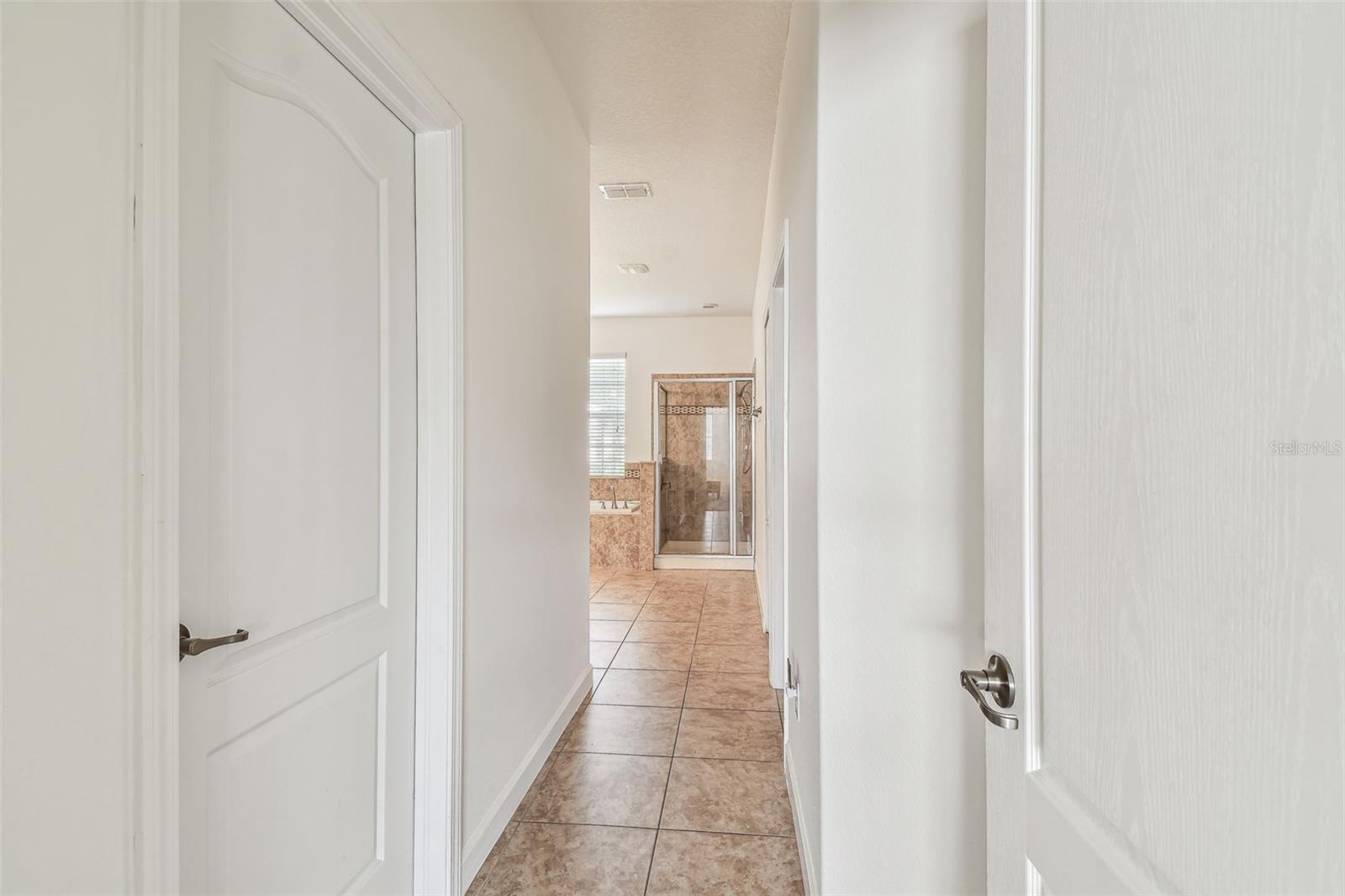 Image 32 of 89 For 9664 Orange Jasmine Way
