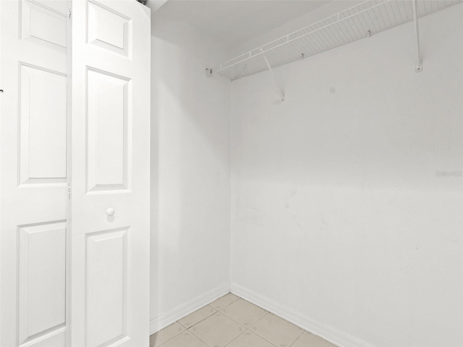 Image 10 of 40 For 2412 Middleton Grove Drive