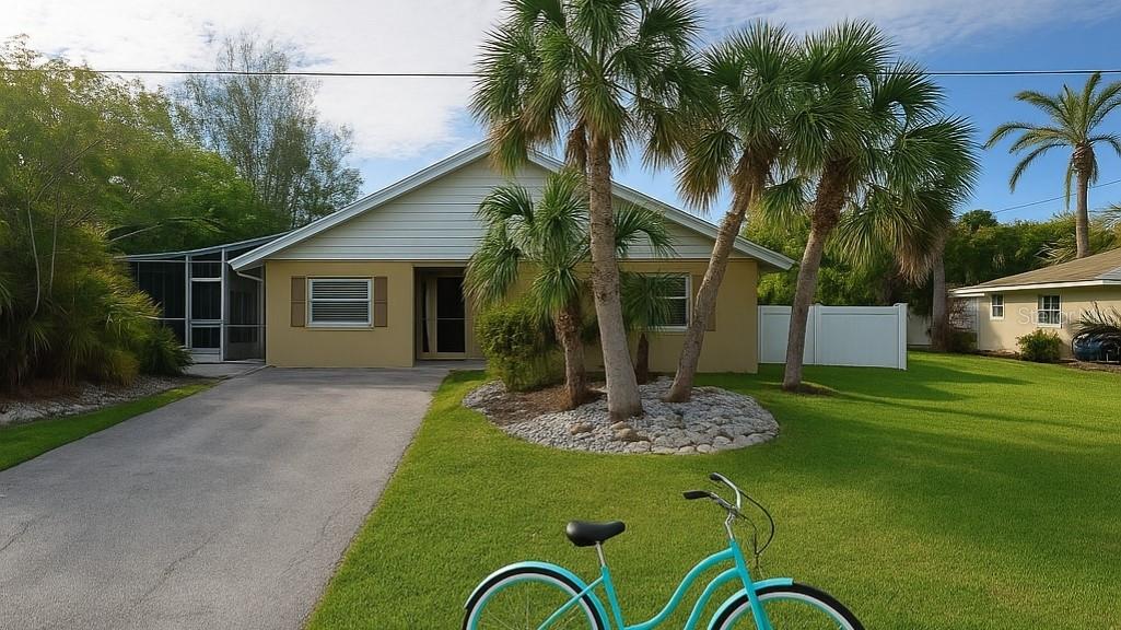 Listing Details for 210 84th Street, HOLMES BEACH, FL 34217