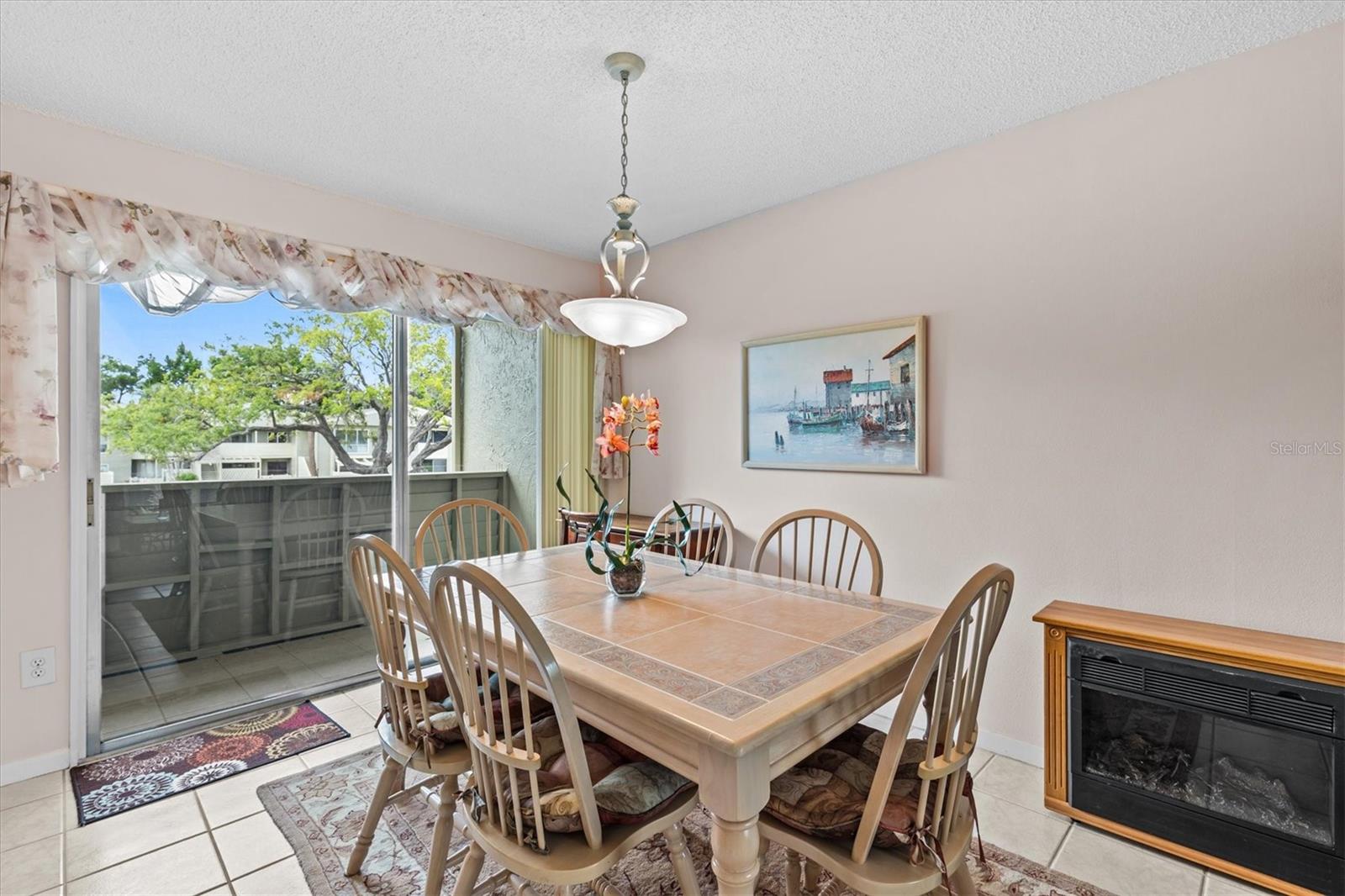 Image 14 of 61 For 630 Windrush Bay Drive 630