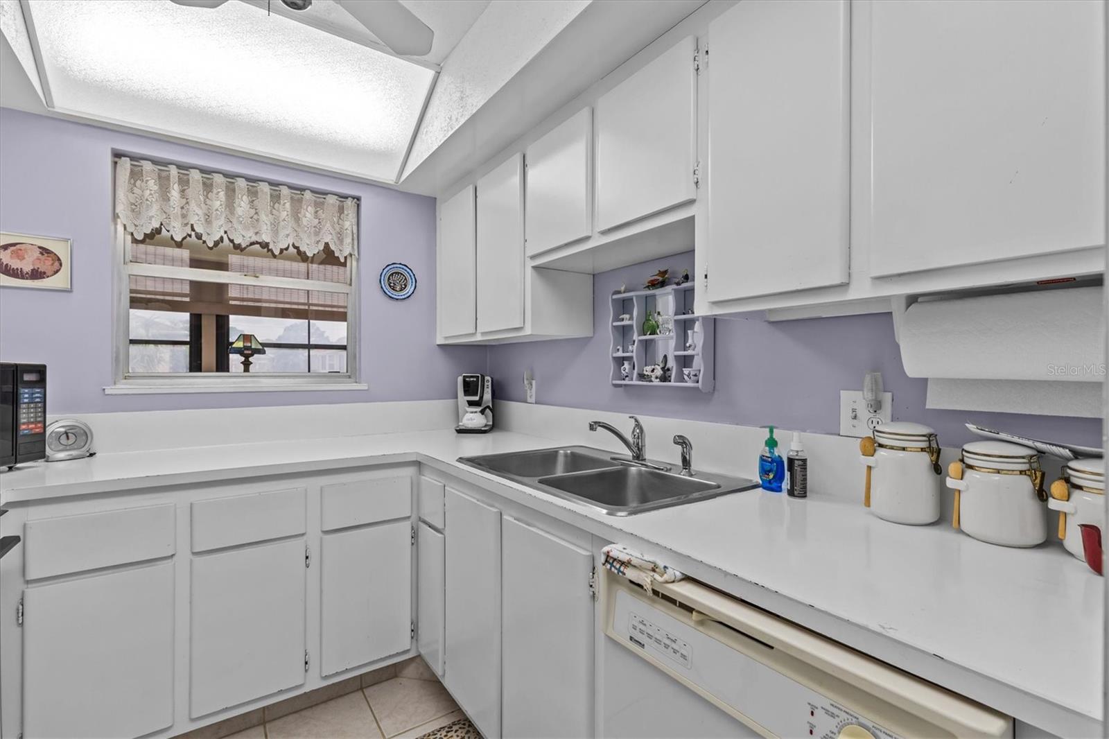 Image 18 of 61 For 630 Windrush Bay Drive 630