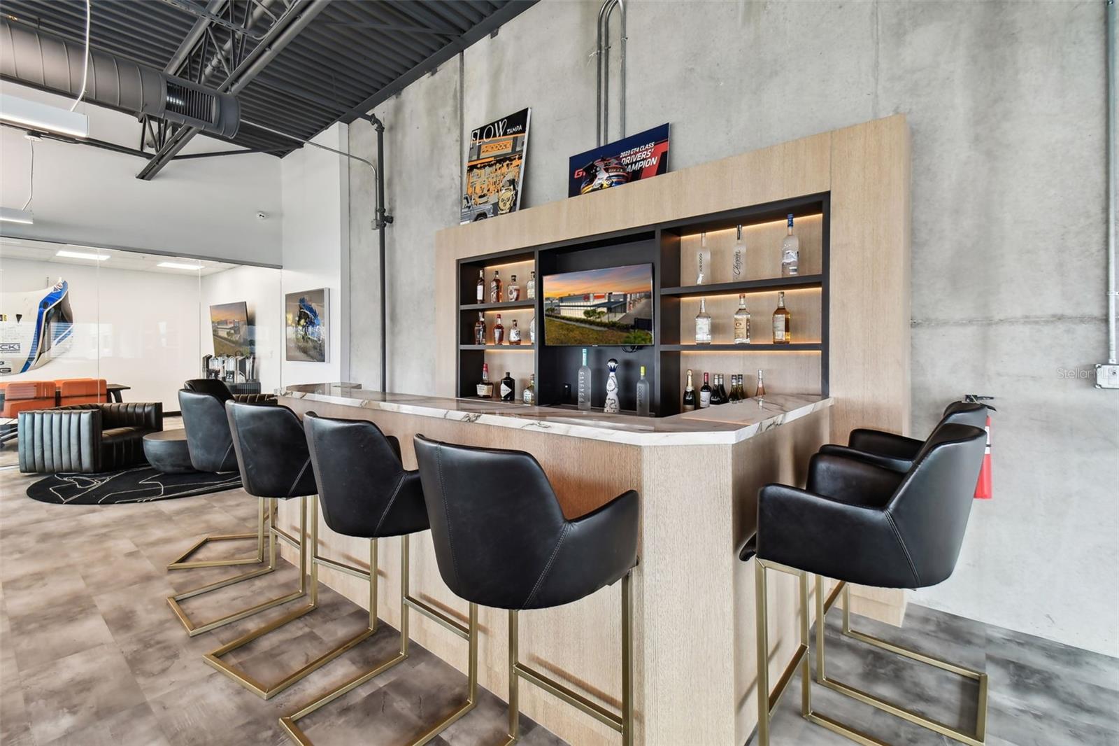 Image 21 of 24 For 1111 34th Street 203