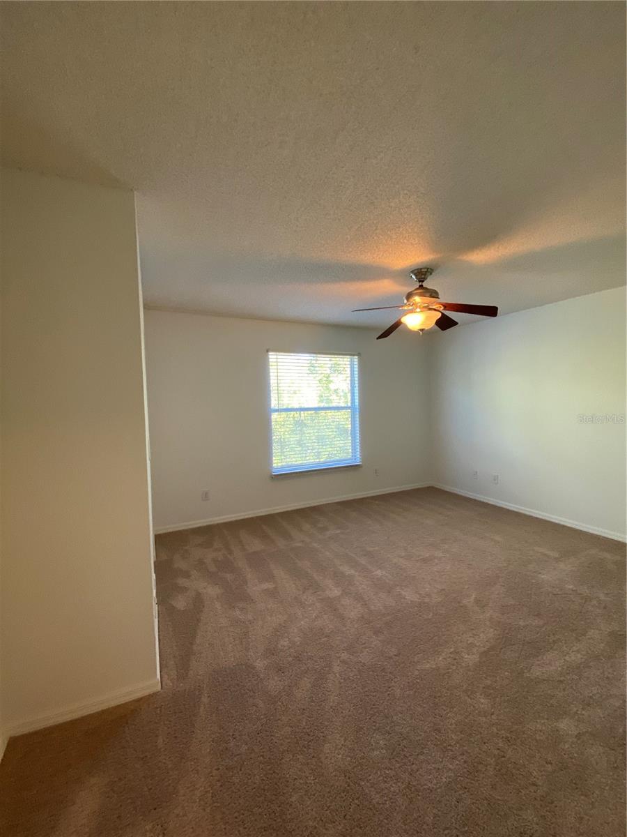 Image 19 of 34 For 4211 Winding River Way