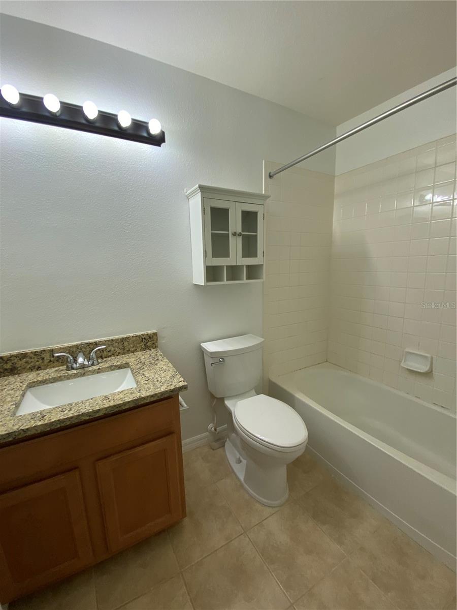 Image 27 of 34 For 4211 Winding River Way