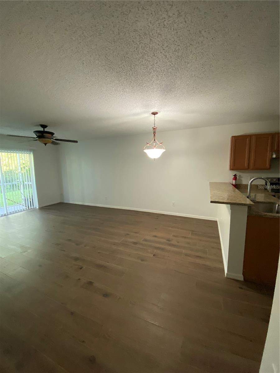 Image 6 of 34 For 4211 Winding River Way