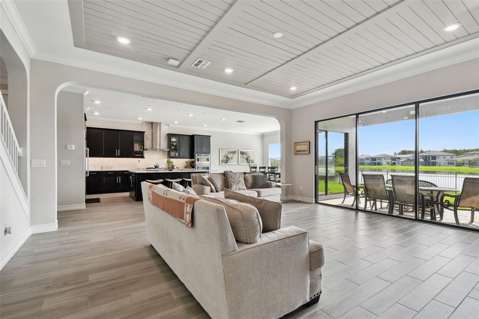 Listing photo id 17 for 6111 Marsh Trail Drive