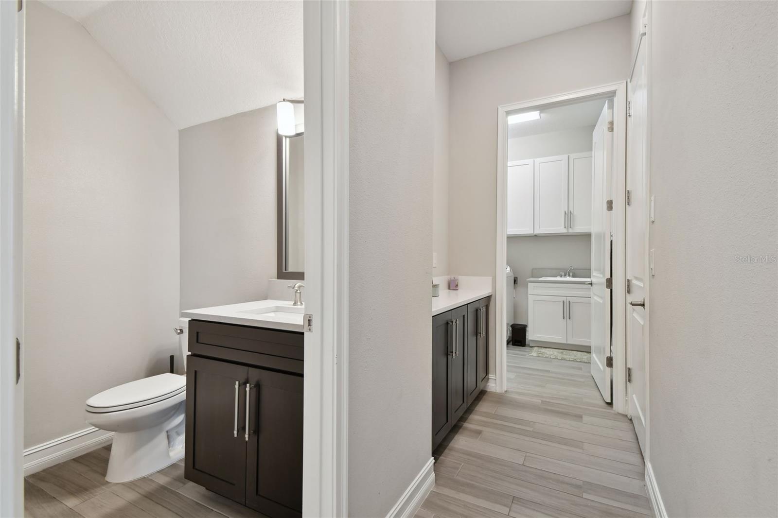 Listing photo id 30 for 6111 Marsh Trail Drive