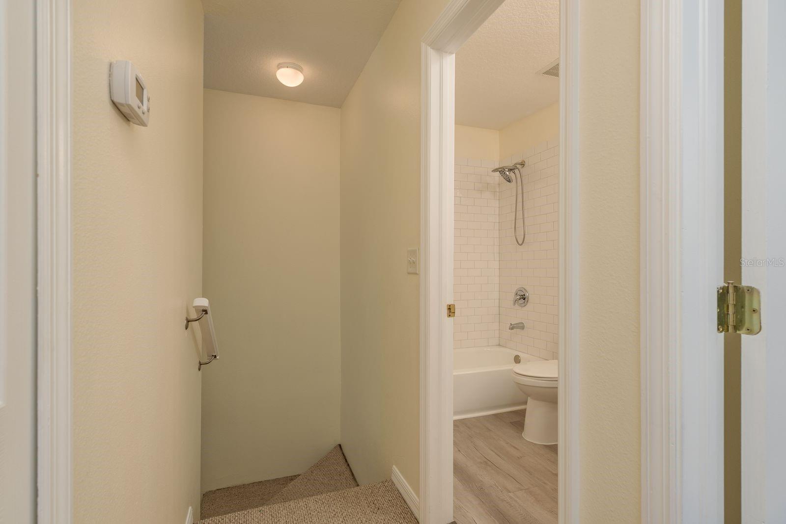 Image 20 of 49 For 75 Emerald Bay Drive