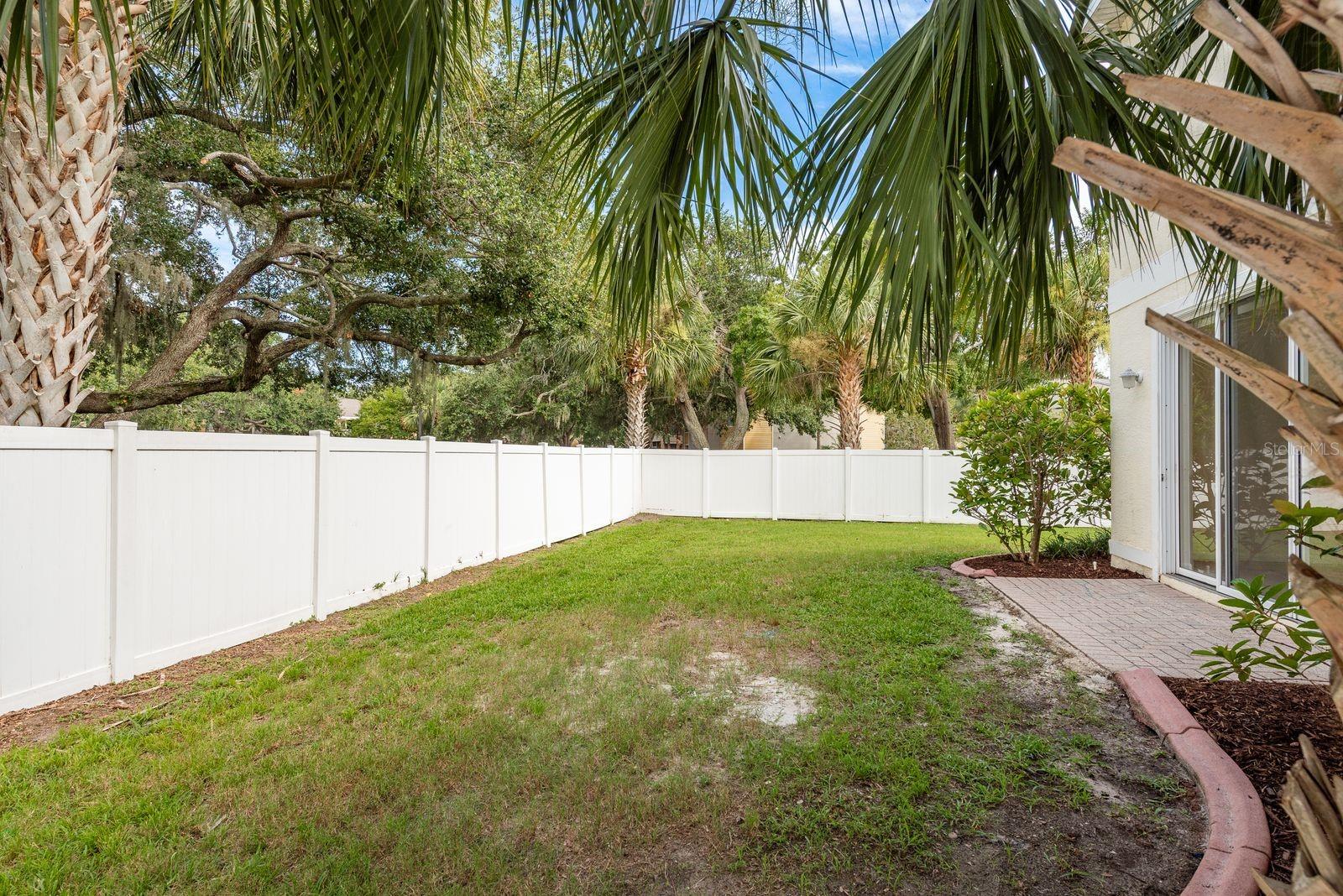 Image 34 of 49 For 75 Emerald Bay Drive