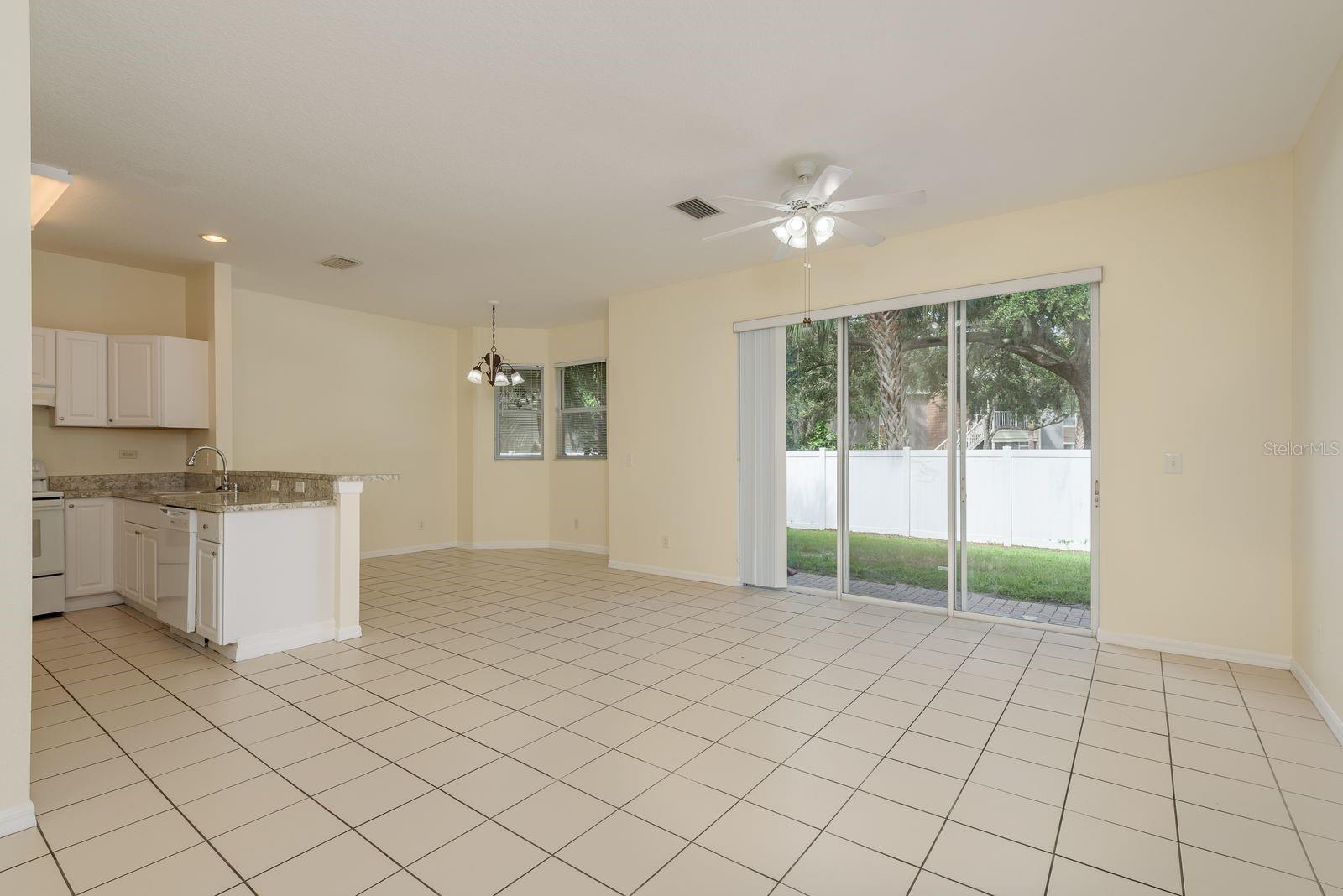 Image 7 of 49 For 75 Emerald Bay Drive