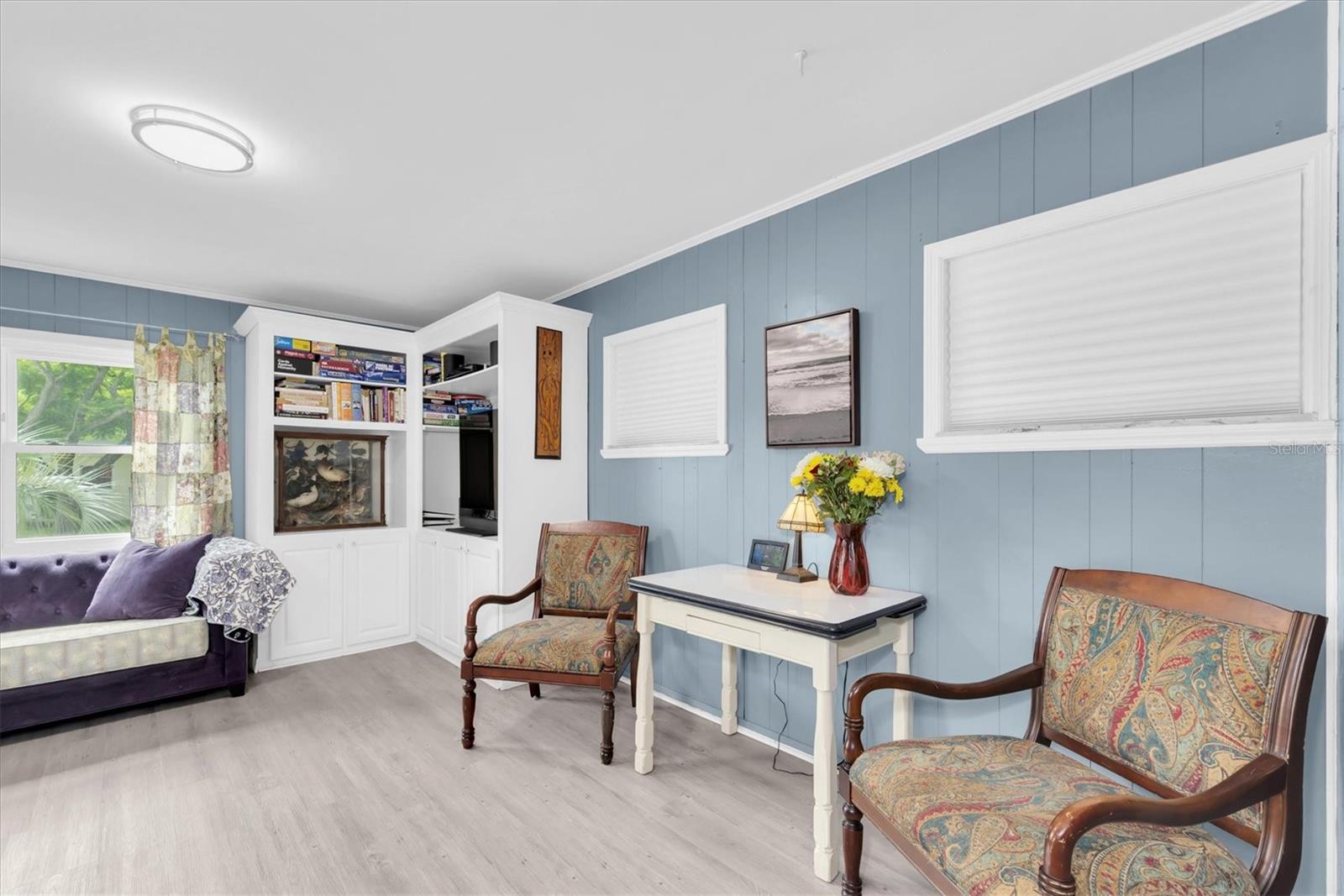 Image 19 of 37 For 155 6th Street Ne