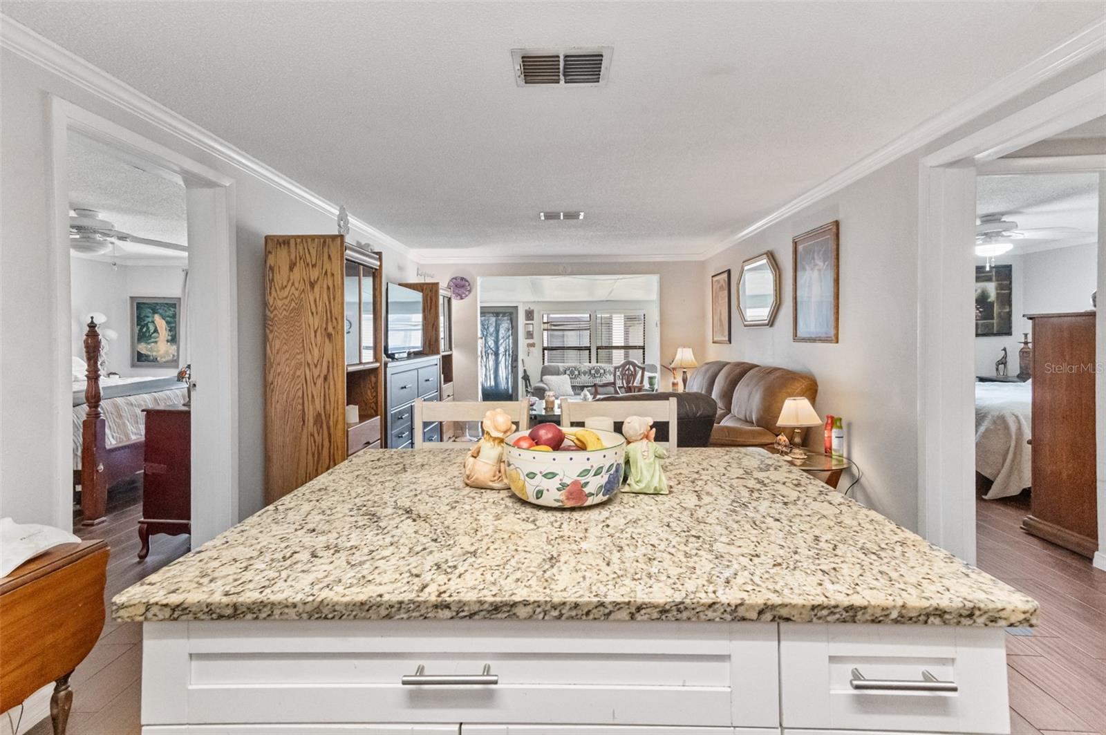 Image 17 of 32 For 37724 Alissa Drive