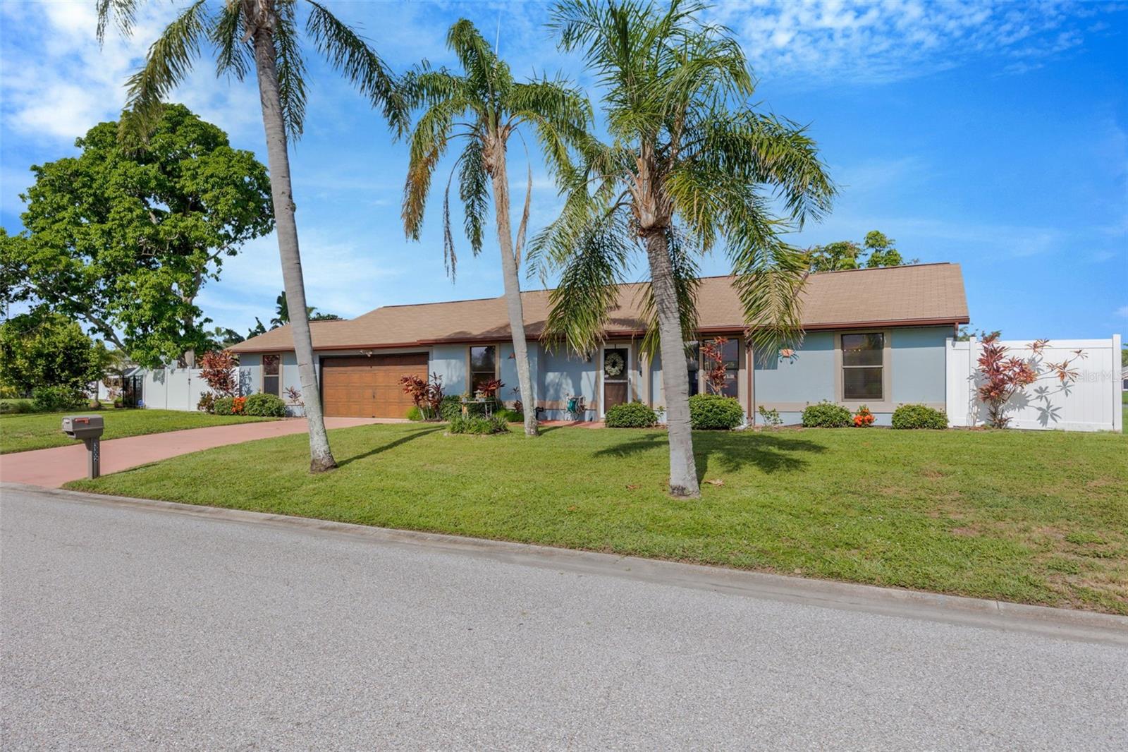 Details for 3302 69th Street W, BRADENTON, FL 34209