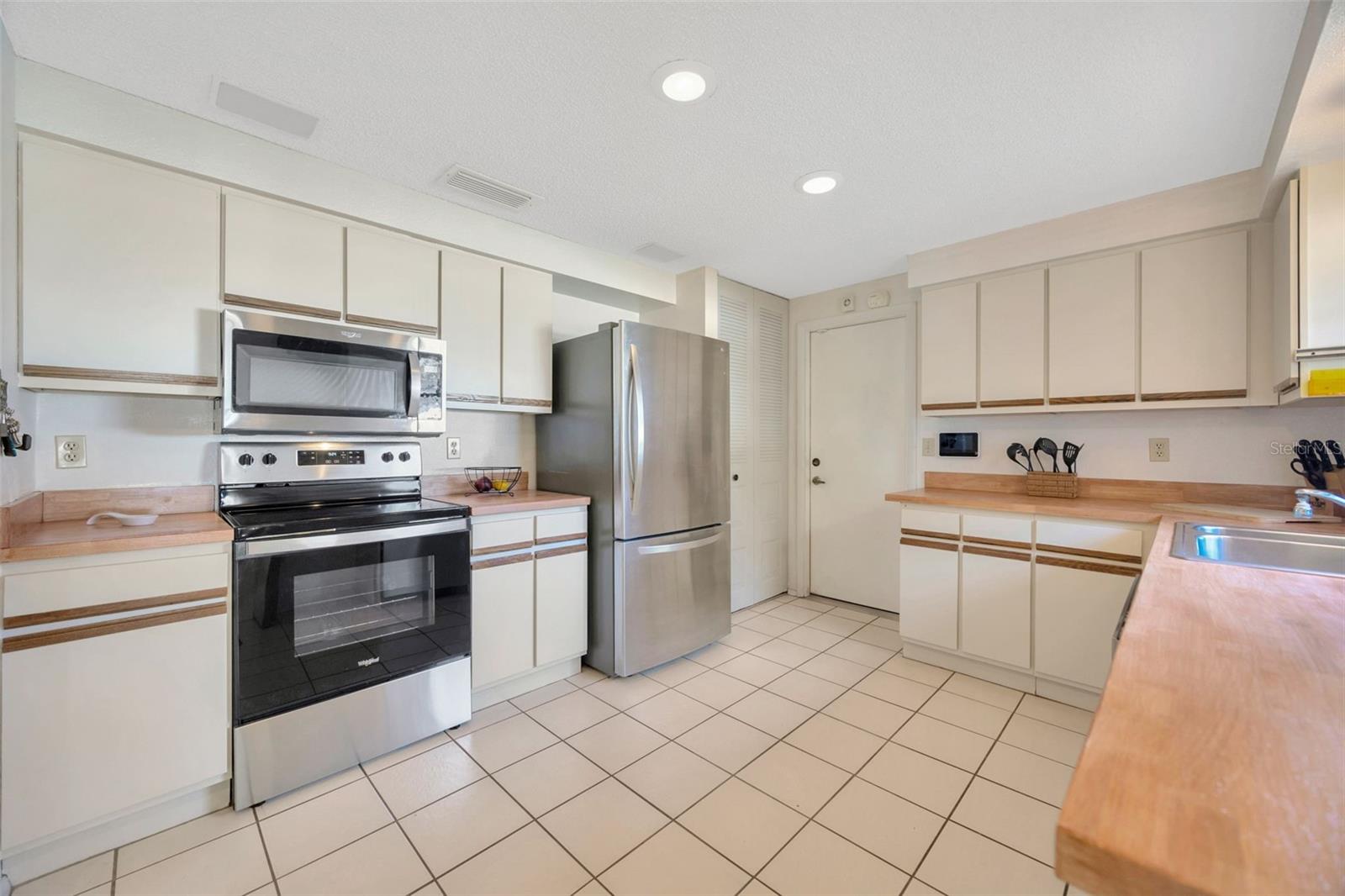 Image 25 of 61 For 3302 69th Street W