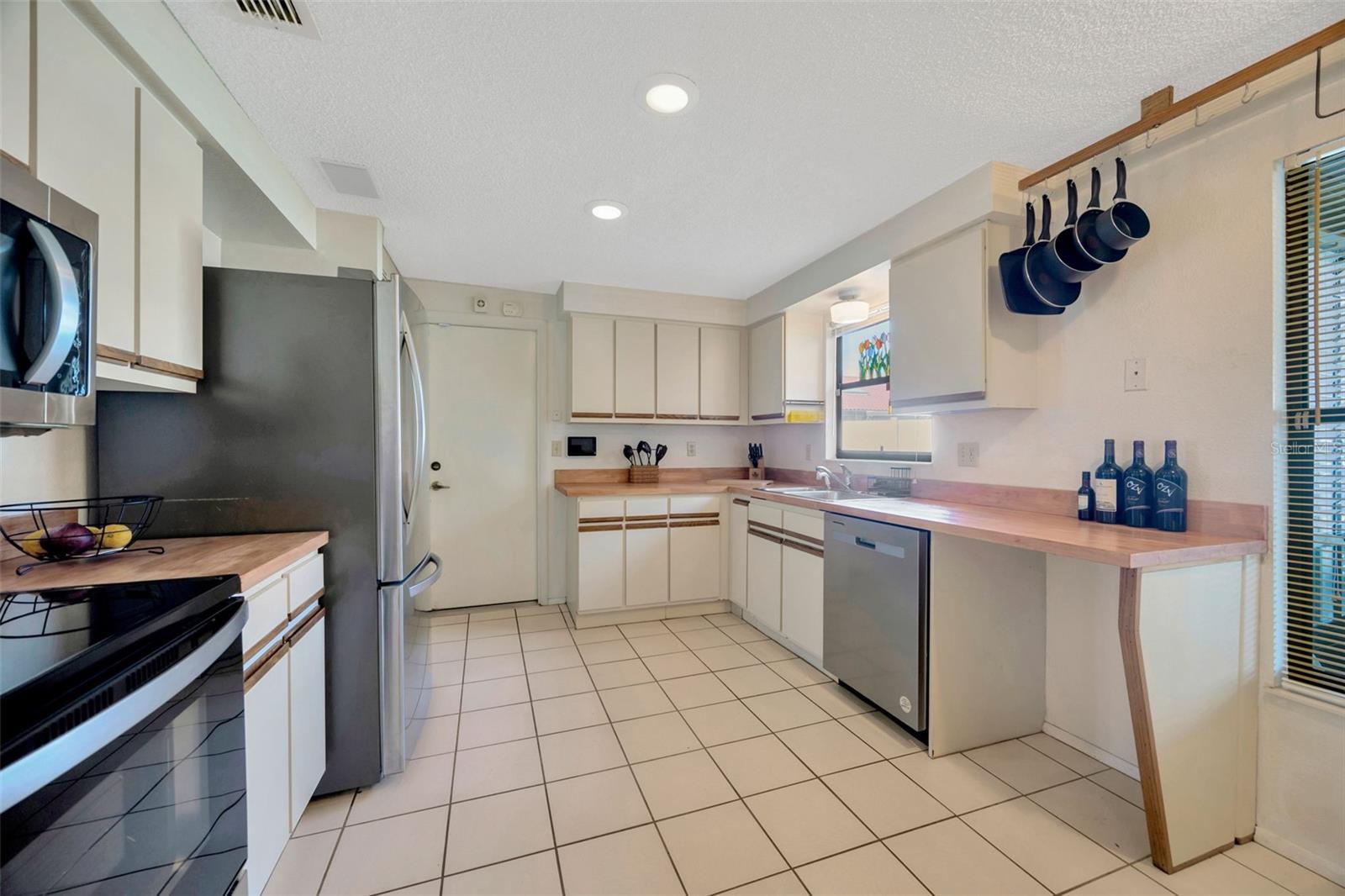 Image 26 of 61 For 3302 69th Street W