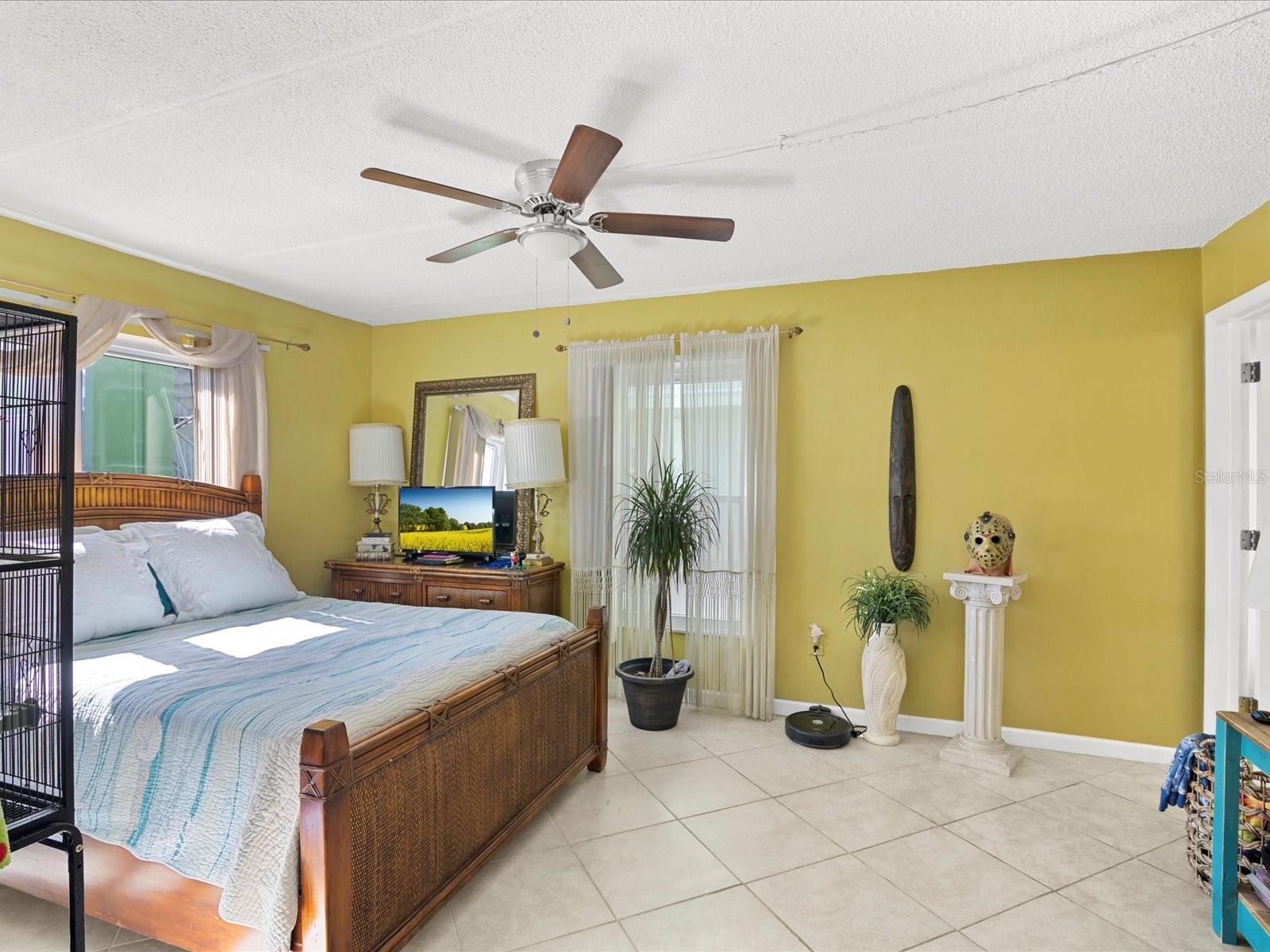 Image 15 of 63 For 464 Paula Drive 106