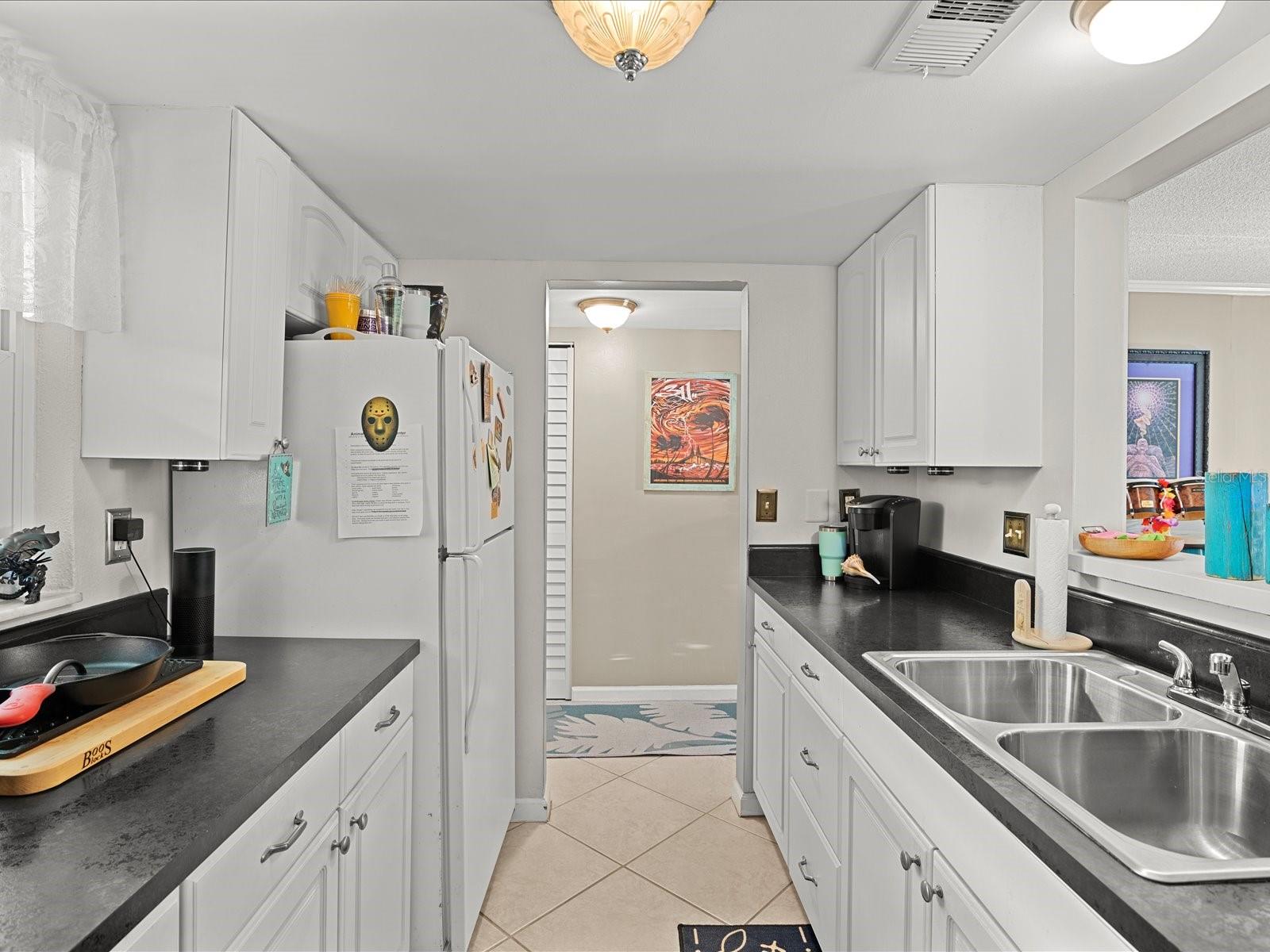Image 8 of 63 For 464 Paula Drive 106