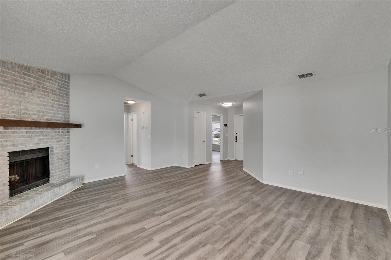 Image 5 of 25 For 6325 Quail Ridge Drive