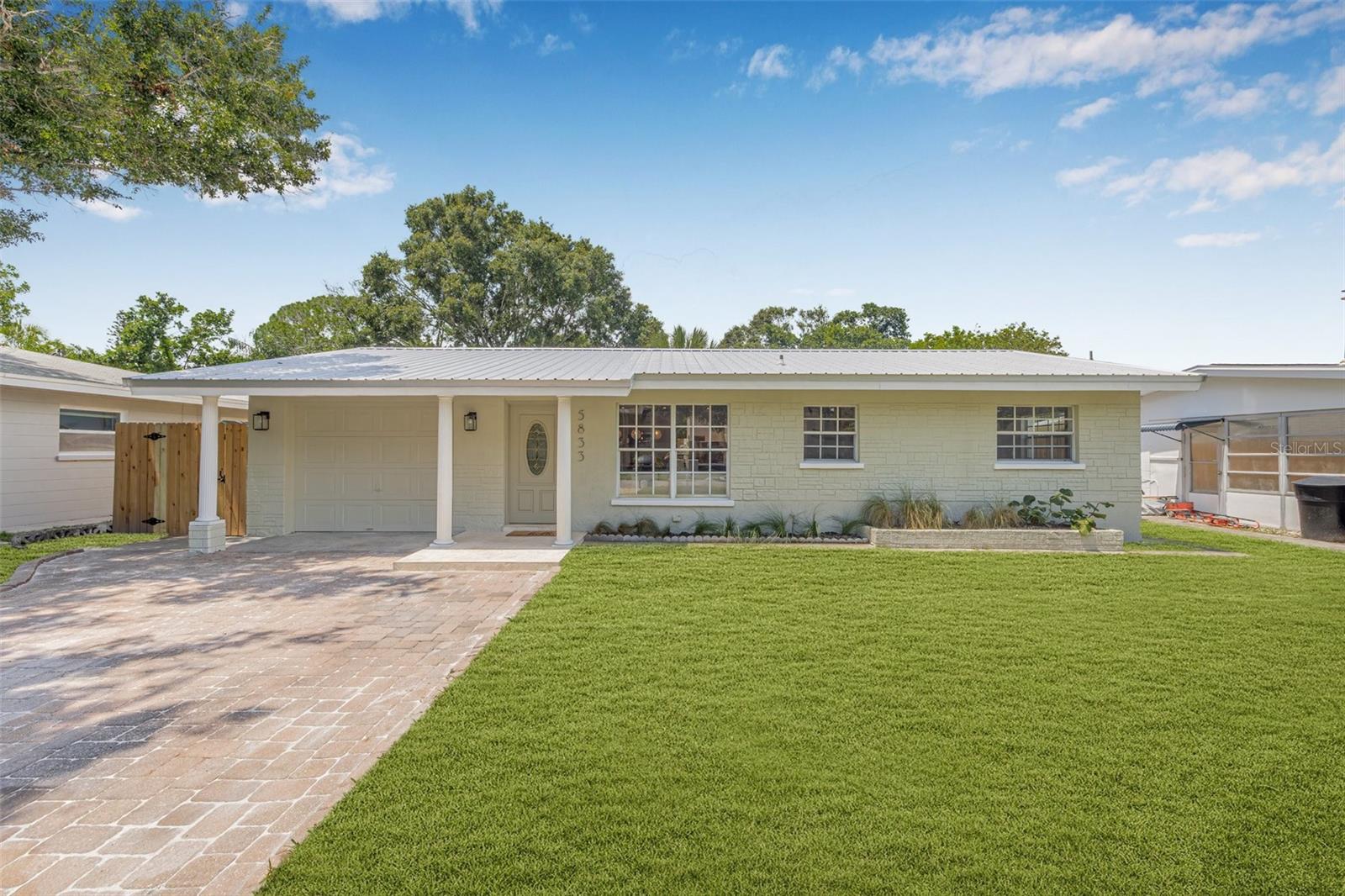 Details for 5833 4th Avenue N, ST PETERSBURG, FL 33710